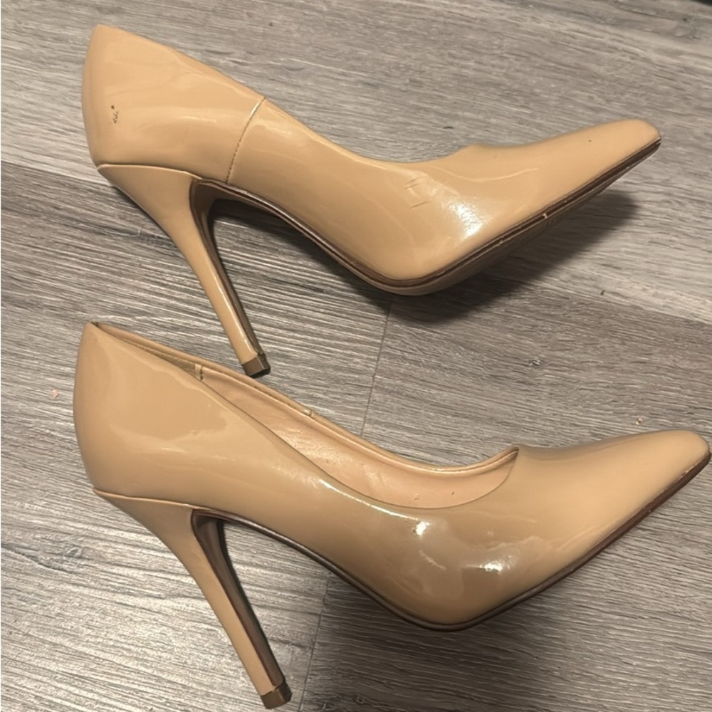 Elegant Tan Women's Heels